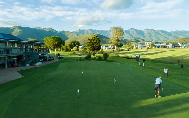 Robertson Golf Club at Silwerstrand Golf and River Estate: 4 Ball PLUS Carts Special only R1 299!