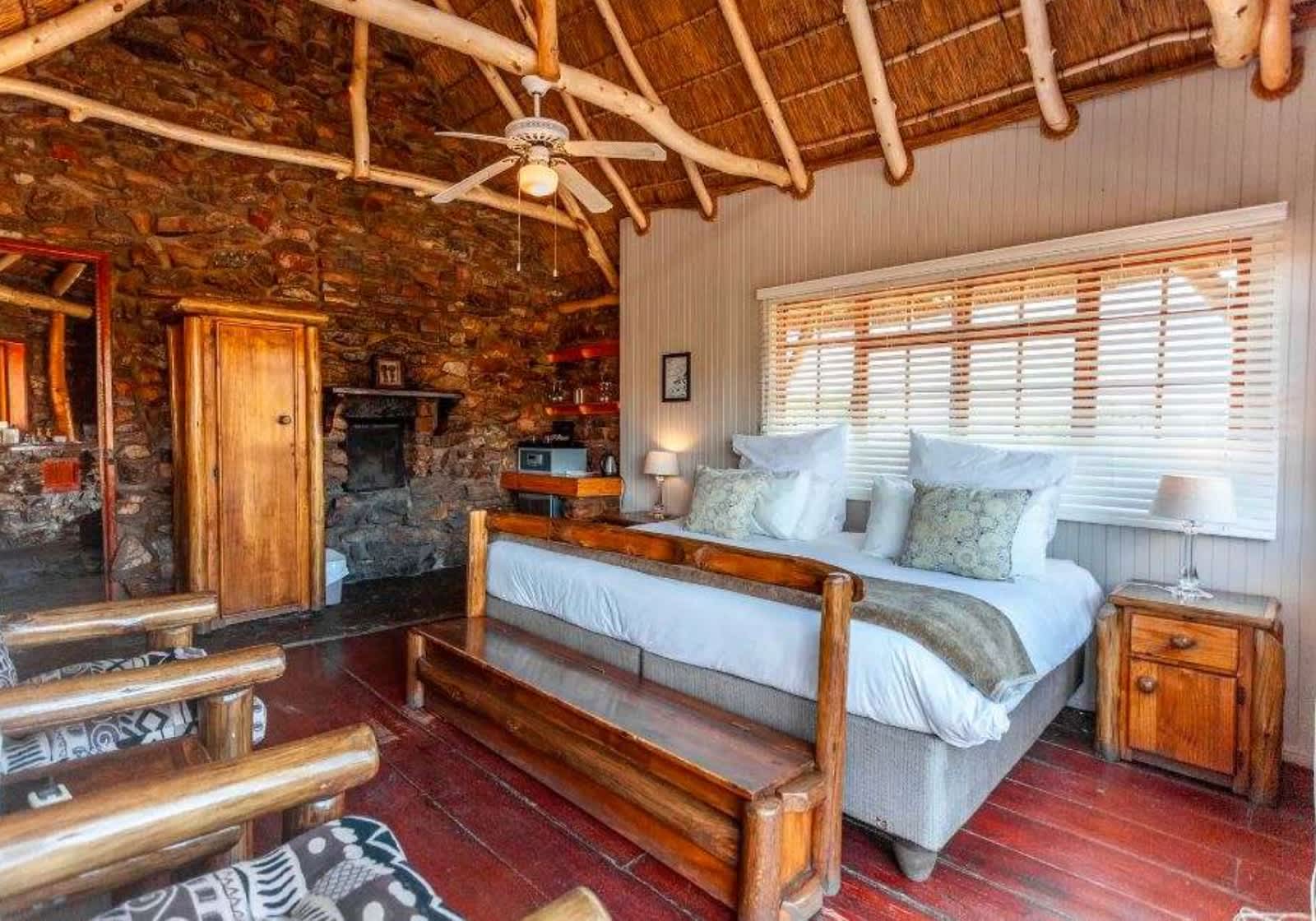 AQUILA PRIVATE GAME RESERVE & SPA, Touws River, Ceres: Over Night Safari for Couples Include Breakfast, Lunch, Dinner + Game Drive!