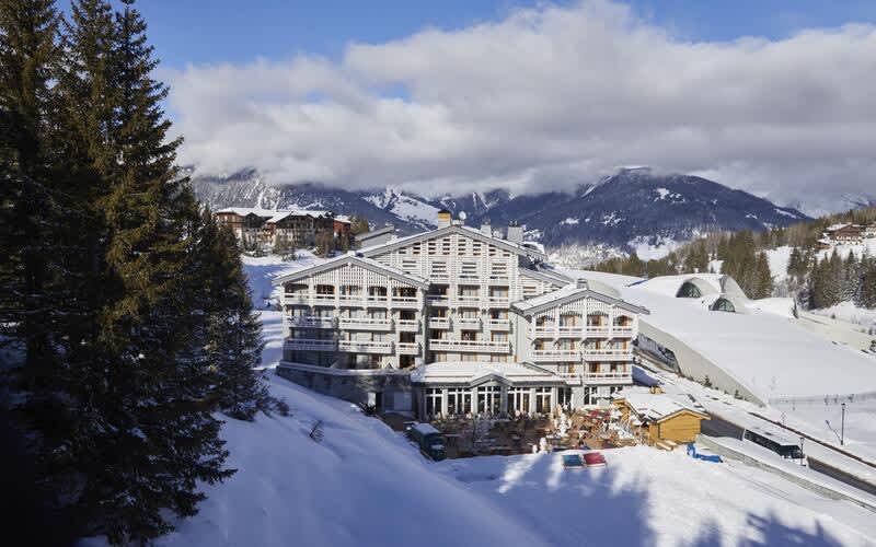 Ecrin Blanc Courchevel Resort, French Alps - 1 week for 2 in a Cocoon Room +Breakfasts + Access to Waterpark!