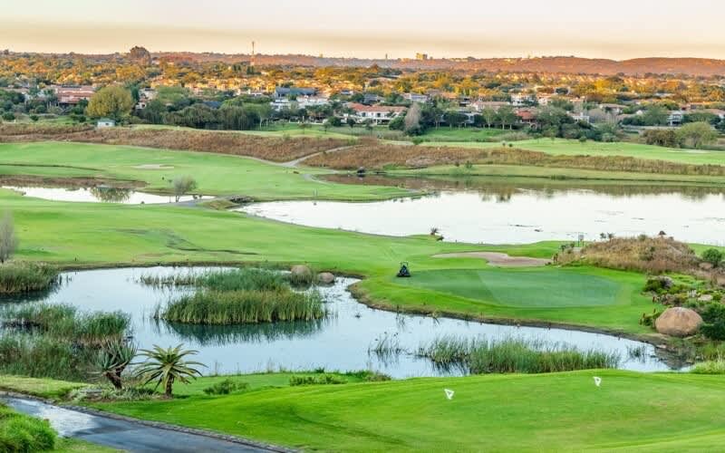 Eagle Canyon Country Club: 4-Ball PLUS Carts from ONLY R1 759!