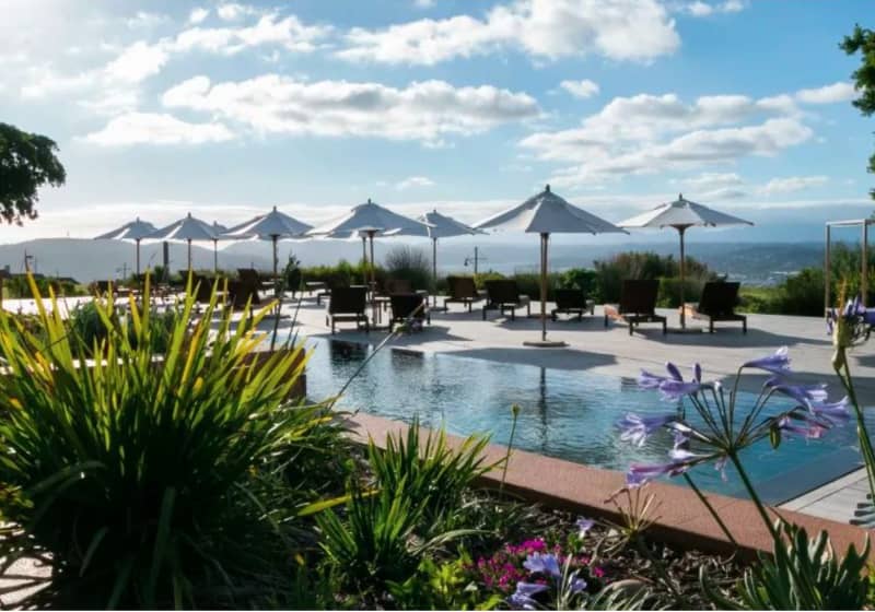 PEZULA NATURE RETREAT - Winter Special: 3 x Nights in a Nature Large Suite with a Wood Fired Hot Tub including Breakfast + 1 round of golf
