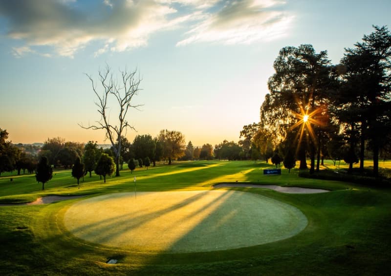 JHB ICON TOUR: Royal JHB East & West + Ebotse + Randpark + Shared Carts for less than R2 380pp!