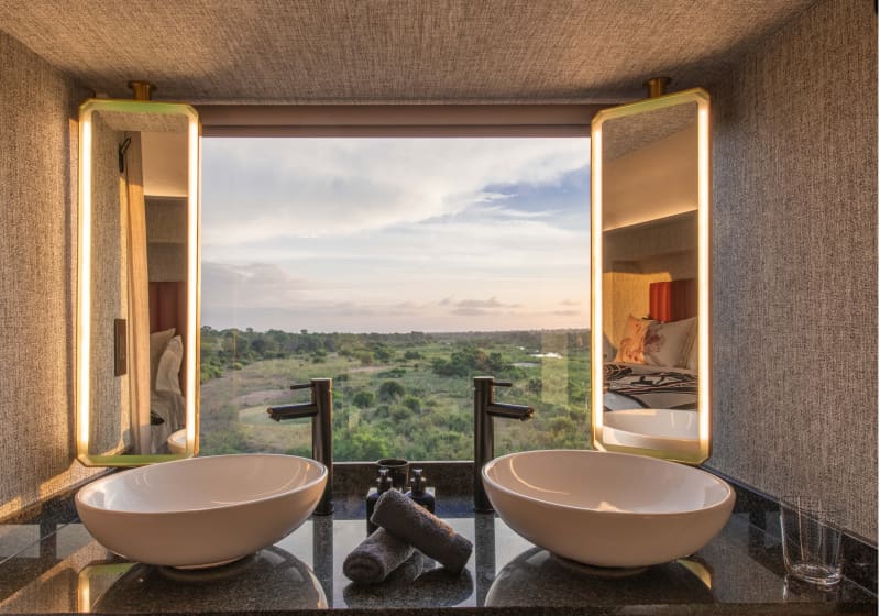 A BUCKET LIST TRAVEL EXPERIENCE! Kruger Shalati Train on the Bridge - 1 Night LUXURY Stay in a Carriage for 2 + All Meals + Local Drinks & 2 Game Drives!