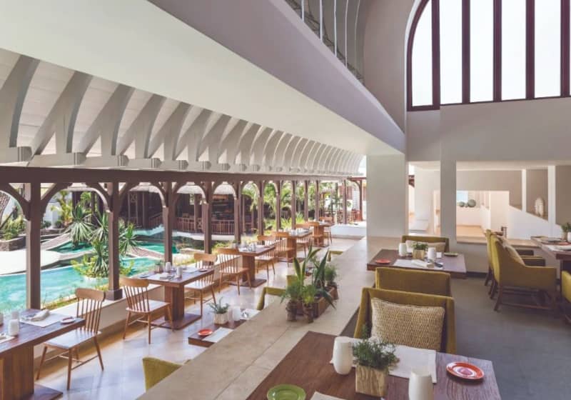 Golf Getaway at 5* Shangri-La Le Touessrok Resort, East Coast Mauritius: 7 Nights LUXURY Holiday + Flights & Breakfast + Complimentary Green fees at Ile Aux Cerfs & Anahita from R48 200 pps!