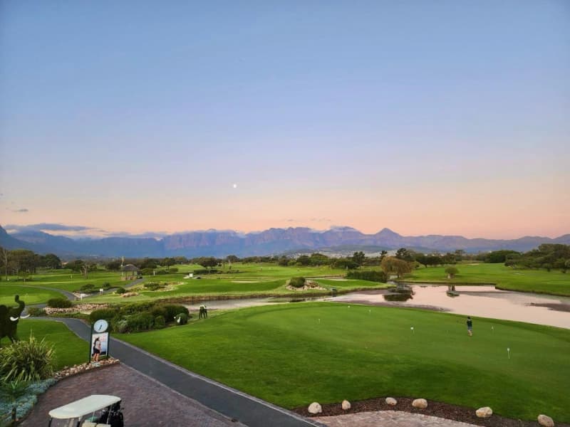 Strand Golf Club Special: 4-Ball for R1 999!
