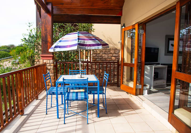 Pezula Villa Special: 1 Night Stay in 2 Bedroom Golf Villa for 2 + 2-Ball at Pezula + 2 Ball at Simola with Shared Cartfor less than R3 520pp!