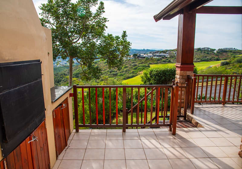 Pezula Villa Special: 1 Night Stay in 2 Bedroom Golf Villa for 2 + 2-Ball at Pezula + 2 Ball at Simola with Shared Cartfor less than R3 520pp!