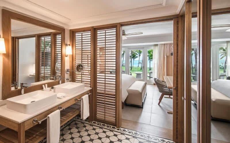 Golf Escape at 5* Sugar Beach Mauritius: 7 Nights + Flights + Breakfast + Dinner + Complimentary Green Fees at Ile Aux Cerfs & Tamarina Bay from only R39 100 PP Sharing 
