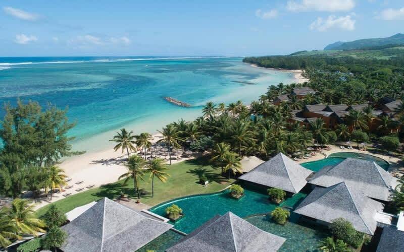 Flash Sale! All-Inclusive Golf Holiday at 5* Heritage Awali Resort: 5 Nights + Flights + Green Fees at Le Chateau Golf Course from only R27 525 Per Person Sharing