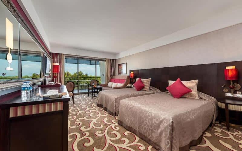 Turkey Golf Tour Cornelia Diamond 5* Hotel: 7 Night ALL-INCLUSIVE Stay + 4 rounds at Cornelia Championship Golf Course Designed by Nick Faldo