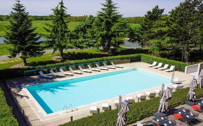 Le Golf National Golf Tour: 3 Nights Stay + 2 Rounds of Golf at the Iconic Ryder Cup & Olympic Games Venue
