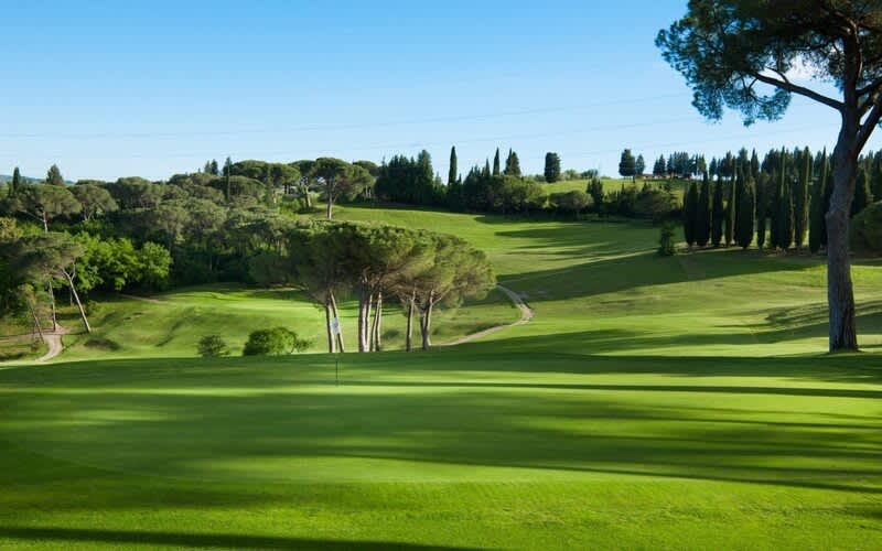 Tuscany in the Chiantishire: 4‑Night Golf, Wine & Culinary Experience in the Heart of Italy