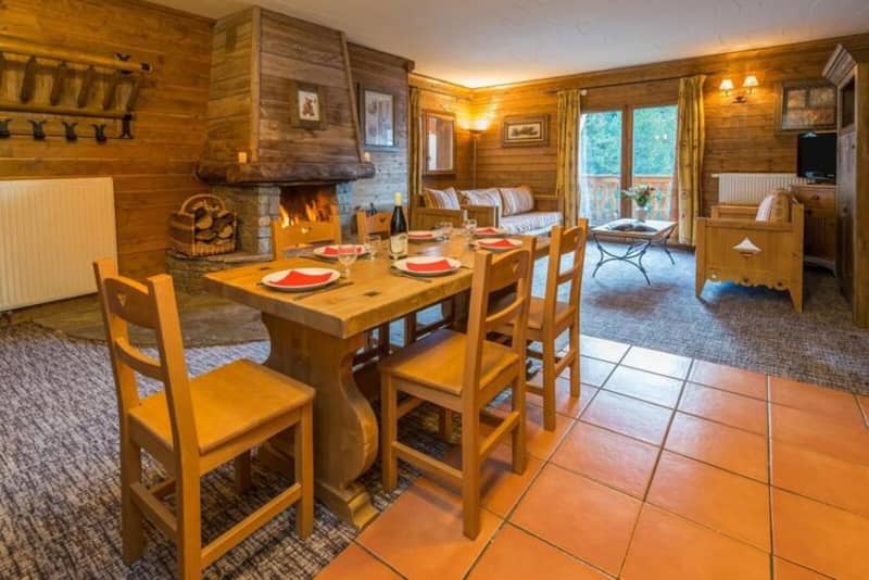 Chalet de l'Ours Les Arcs 2000, France Les Arcs 2000, France - 7 Nights in a Luxury Apartment + Ski passes from R16 999pp sharing!