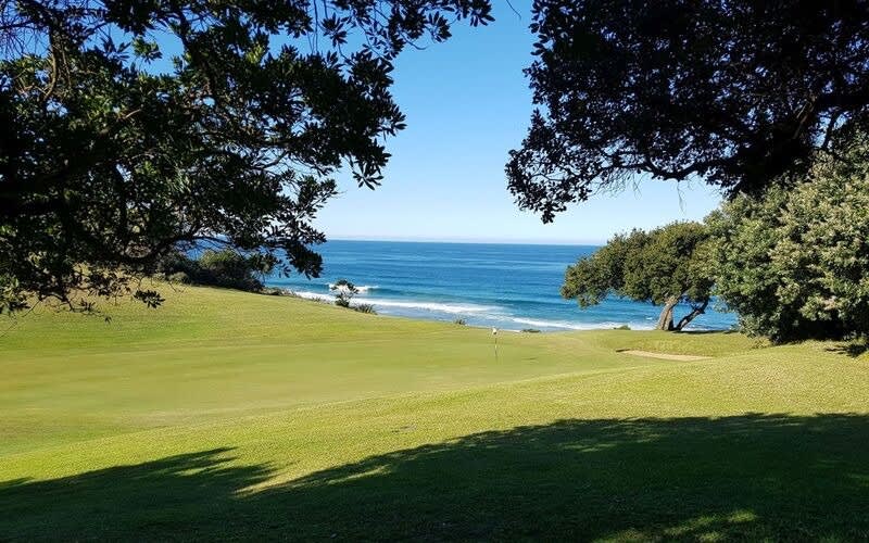East London Golf Club: 2-Ball Only R 999!