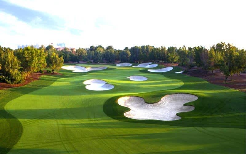 Race to Dubai 2026: 5 Night Premium Package at the Hilton Dubai The Palm Hotel + 3 Championship Rounds + Carts at Emirates Majilis Course, Dubai Creek and Jumeirah Earth for only R49 625pp sharing!