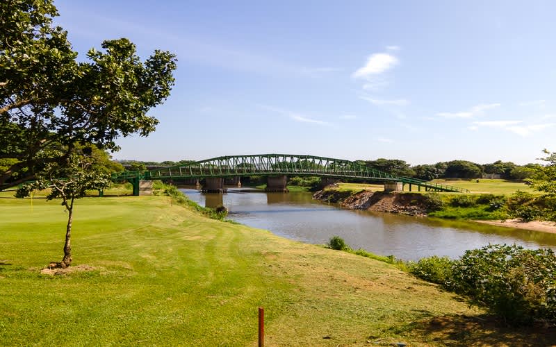 Amanzimtoti Golf Club: 2-Ball + shared cart for only R919!