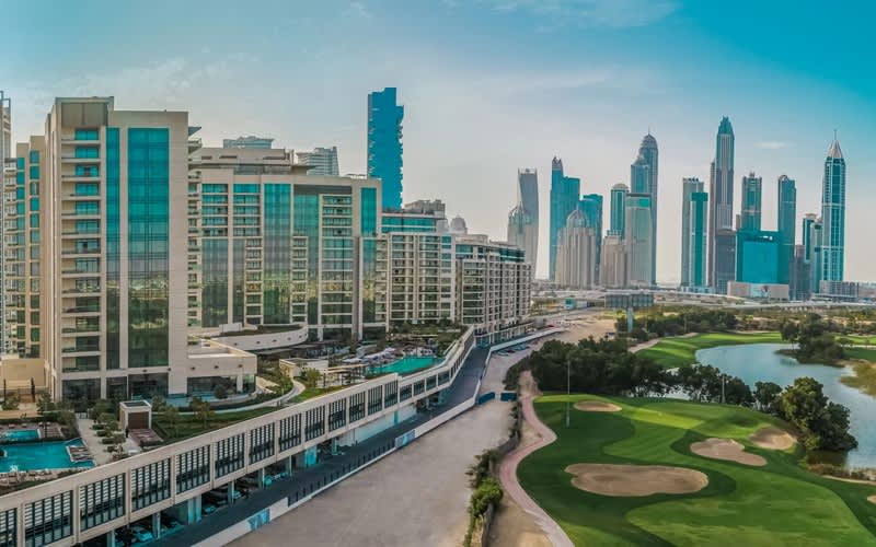 Race to Dubai 2026: 5 Night Premium Package at the Hilton Dubai The Palm Hotel + 3 Championship Rounds + Carts at Emirates Majilis Course, Dubai Creek and Jumeirah Earth for only R49 625pp sharing!
