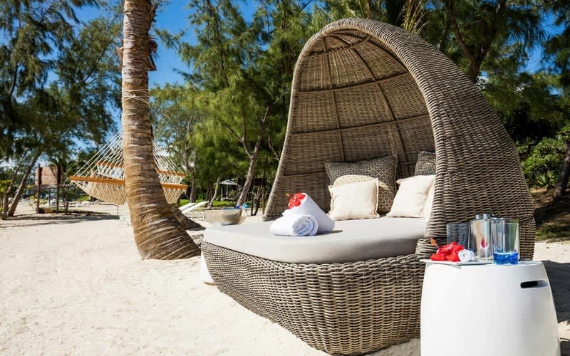 Golf Getaway at 5* Long Beach Mauritius: 7 Nights + Flights + Breakfast + Dinner + Complimentary Green Fees at Ile Aux Cerfs & Anahita from only R29 200 PP Sharing