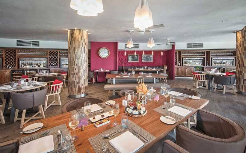Flash Sale! Golf Holiday at 4* La Pirogue: 7 Nights + Flights + Breakfast + Dinner + Green Fees at Ile Aux Cerfs & Tamarina Bay from only R48 700Per Person Sharing