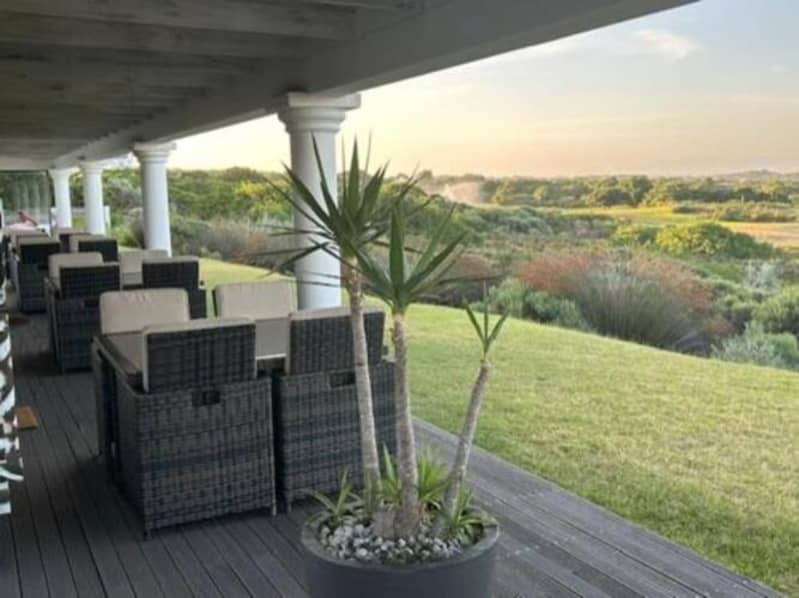 St Francis Links Golf Tour: 2 Night stay for 2 at St Francis Golf Lodge + Breakfasts + 2 Rounds on St Francis Links + Carts + 1 Round with Carts at Humewood Golf Club