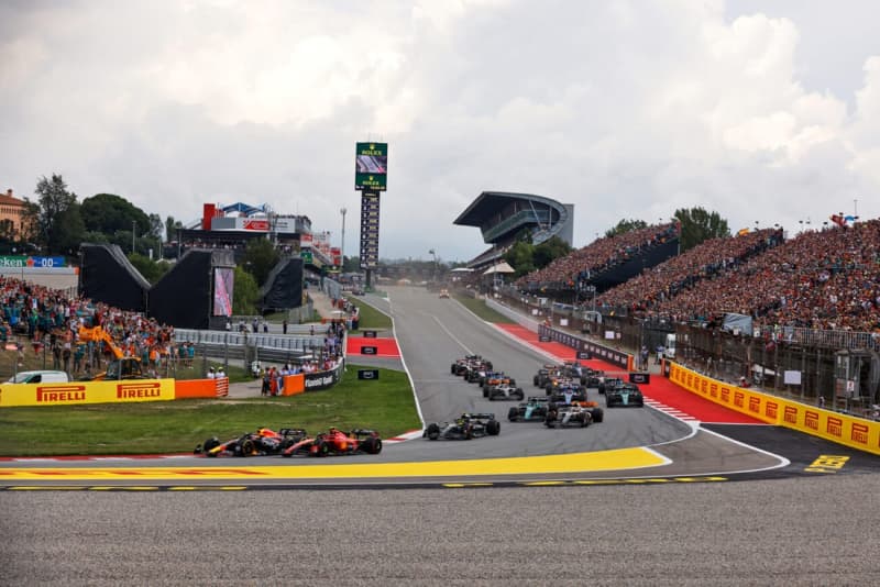 F1 Barcelona GP 2026: Main Grandstand 3-Day Ticket + 4 Nights for 2 in a Double Room + Breakfasts at the 4 * Dwo Palmeres Hotel + Track Transfers from R32,549 pp sharing