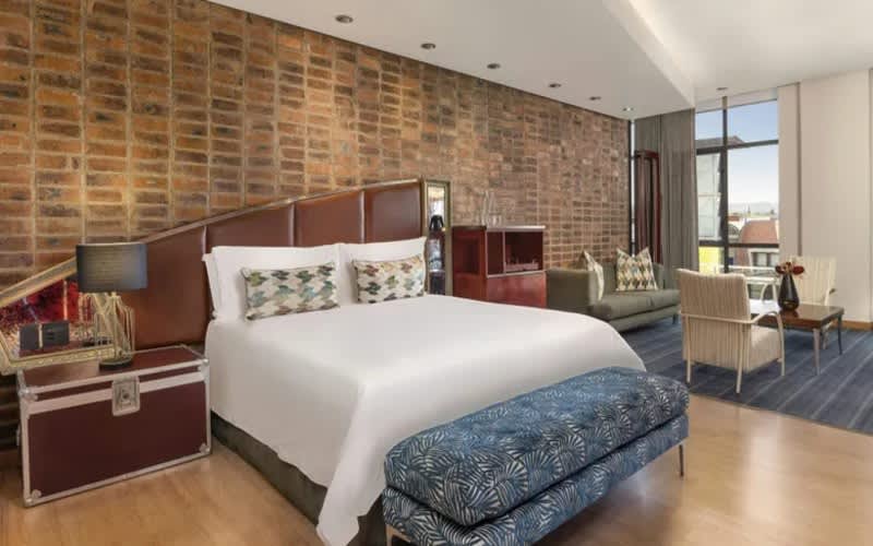 African Pride Melrose Arch - 2 Night Weekend Stay for 2 + Golf at Royal JHB East & West