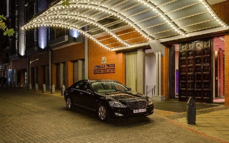 African Pride Melrose Arch - 2 Night Weekend Stay for 2 + Golf at Royal JHB East & West