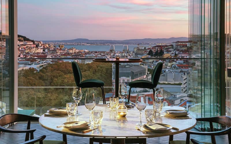 Portugal Luxury Wine & Golf Tour: 11 Night Stay + Golf on 6 Courses + Breakfast & Wine Tastings