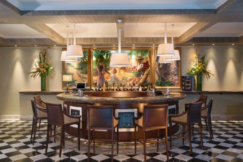 SALE! 5* The St. Regis Le Morne Mauritius Resort: 5 Nights + Flights + Breakfast + Dinner from only R39 820 Per Person Sharing
