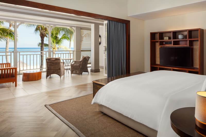 SALE! 5* The St. Regis Le Morne Mauritius Resort: 5 Nights + Flights + Breakfast + Dinner from only R39 820 Per Person Sharing