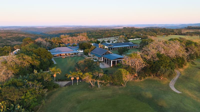 Scenic & Sublime Eastern Cape Golf Tour for 4 - Play 3 Courses!