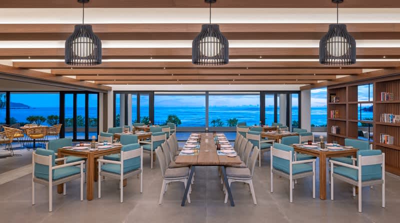 FLASH SALE! Avani + Barbarons Resort & Spa Seychelles: 5 Nights + Flights + Breakfast + Land & Water sports from only R21 085 per Person Sharing