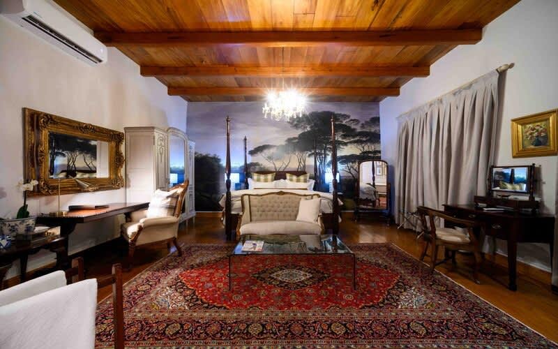 Webersburg Wine Estate – 2 Night Stay for up to Six Golfers – 1 to 3 Bedroom Luxury Rooms Available + 18 Holes with a Cart at Erinvale Golf Club from R1 771 pp sharing per night!