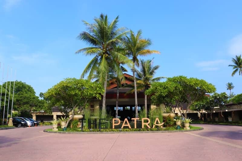 SALE! Patra Bali & Villa: 5 Nights Stay + Breakfast Daily + Flights from R20 905 Per Person Sharing