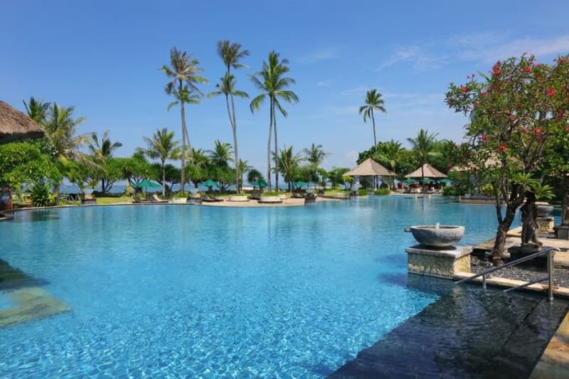 SALE! Patra Bali & Villa: 5 Nights Stay + Breakfast Daily + Flights from R20 905 Per Person Sharing