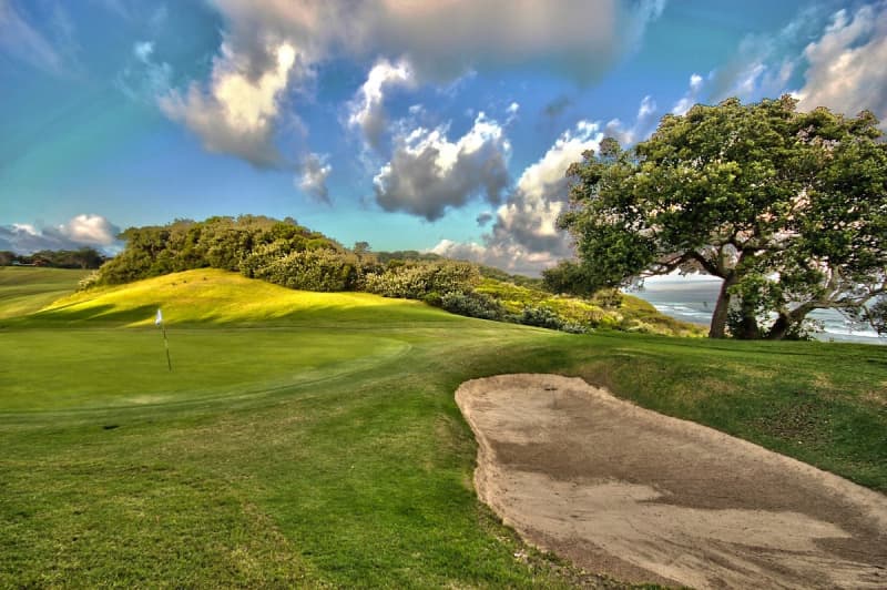 Eastern Cape Golf Tour: 2 Night Stay for 2 People Sharing with 2 x R250 Dinner Vouchers Per Person + 3 Rounds + Carts for Less than R3 950 PP Sharing!