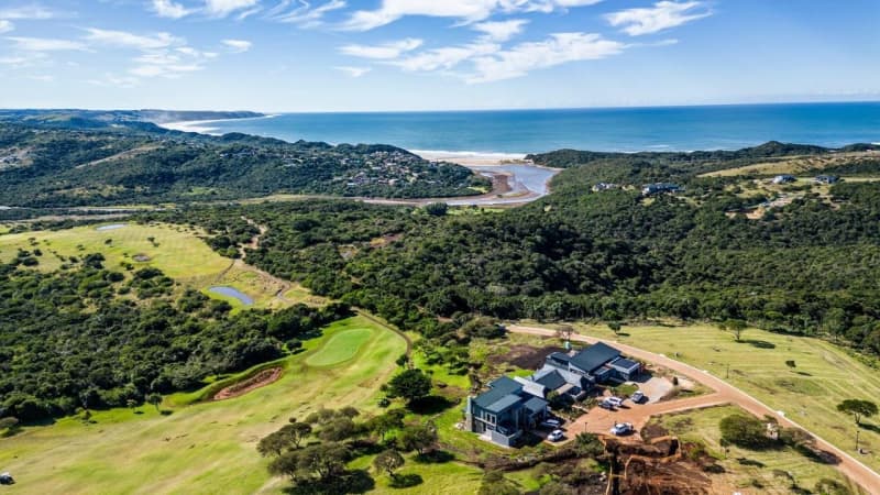 Olivewood Wildlife Estate: 2 Night Stay for 2 at Hotel Olivewood + Breakfasts + 2 Rounds of Golf with a cart + 2 x R250 Dinner Vouchers per person!