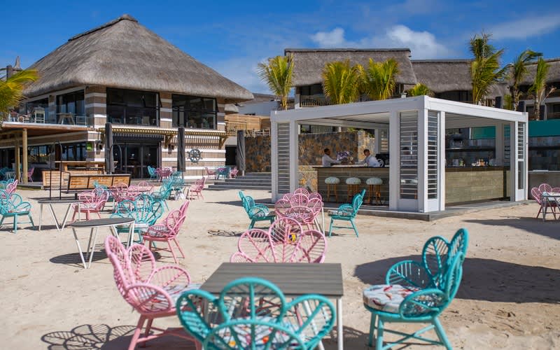 SALE! 5* C Mauritius: 5 Nights + Flights + Breakfast + Dinner from only R24 020 Per Person Sharing