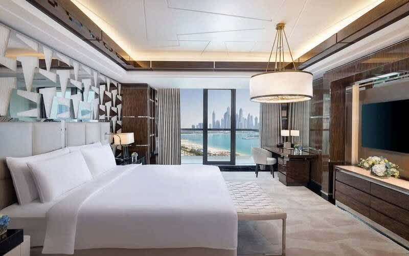 Race to Dubai 2026: 5 Night Premium Package at the Hilton Dubai The Palm Hotel + 3 Championship Rounds + Carts at Emirates Majilis Course, Dubai Creek and Jumeirah Earth for only R49 625pp sharing!