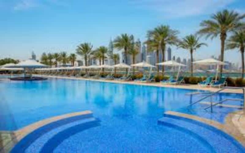 Race to Dubai 2026: 5 Night Premium Package at the Hilton Dubai The Palm Hotel + 3 Championship Rounds + Carts at Emirates Majilis Course, Dubai Creek and Jumeirah Earth for only R49 625pp sharing!