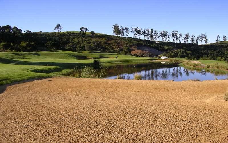Pezula Villa Special: 2 Night Stay for 4 in Self Catering Golf Villa + 2 Rounds at Pezula + 1 Round at Simola with Shared Cart for less than R4 030pp!!