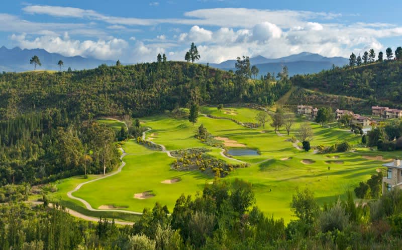 Pezula Villa Special: 2 Night Stay for 4 in Self Catering Golf Villa + 2 Rounds at Pezula + 1 Round at Simola with Shared Cart for less than R4 030pp!!