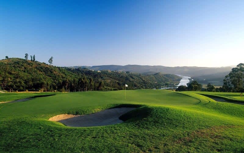 Pezula Villa Special: 1 Night Stay in 2 Bedroom Golf Villa for 2 + 2-Ball at Pezula + 2 Ball at Simola with Shared Cartfor less than R3 520pp!