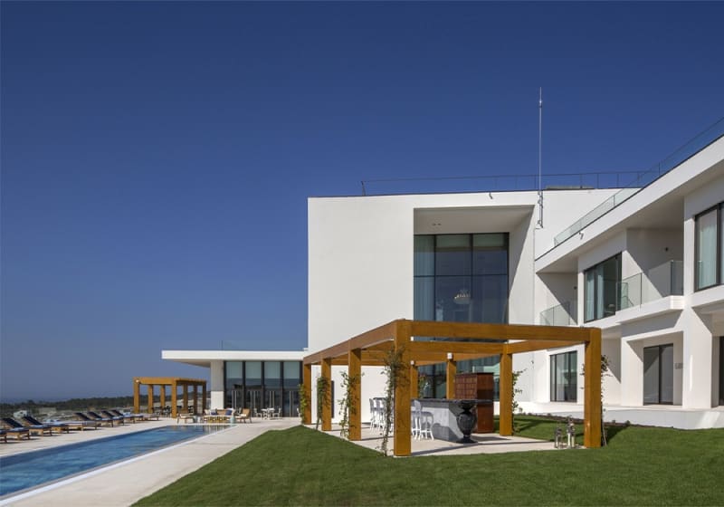 Evolutee Hotel - Royal Obidos Scenic 5* Resort, Portugal - 7 Nights B&B + 5 Green Fees + Golf Shuttle from ONLY R19 399!