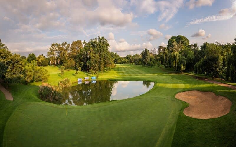 JHB ICON TOUR: Royal JHB East & West + Ebotse + Randpark + Shared Carts for less than R2 380pp!
