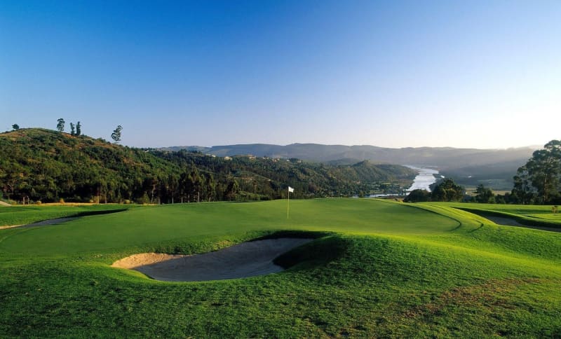 Simola Hotel Country Club & Spa: 2 night Flook Stay & Play Special for 4 golfers in a 2 Bedroom Executive Suite + Breakfasts + 1 round at Simola + 1 round at Pezula for less than R4 315 pp!
