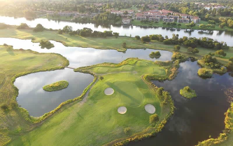 Heron Banks Stay &amp; Play Deal: 4-Ball + Carts PLUS your own room in a Villa from less than R1 075pp with Breakfast!