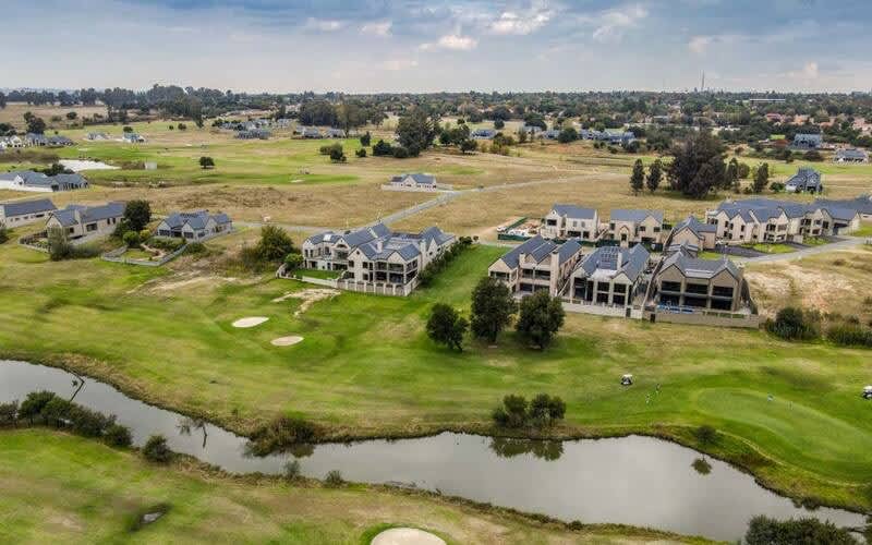 Heron Banks Stay & Play Deal: 4-Ball + Carts PLUS your own room in a Villa from less than R1 075pp with Breakfast!