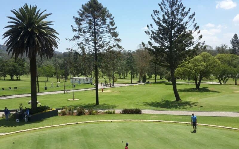 HUDDLE PARK GOLF CLUB: 4-ball only R989!