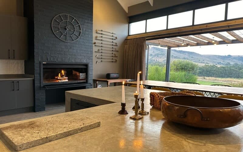 Highland Gate Golf & Trout Estate: 2 Night Midweek Stay for 8 Sharing + 2 Rounds of Golf + Shared Carts